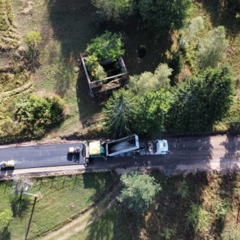 Asfaltiranje 1500 metara lokalnog puta u MZ Gajevi